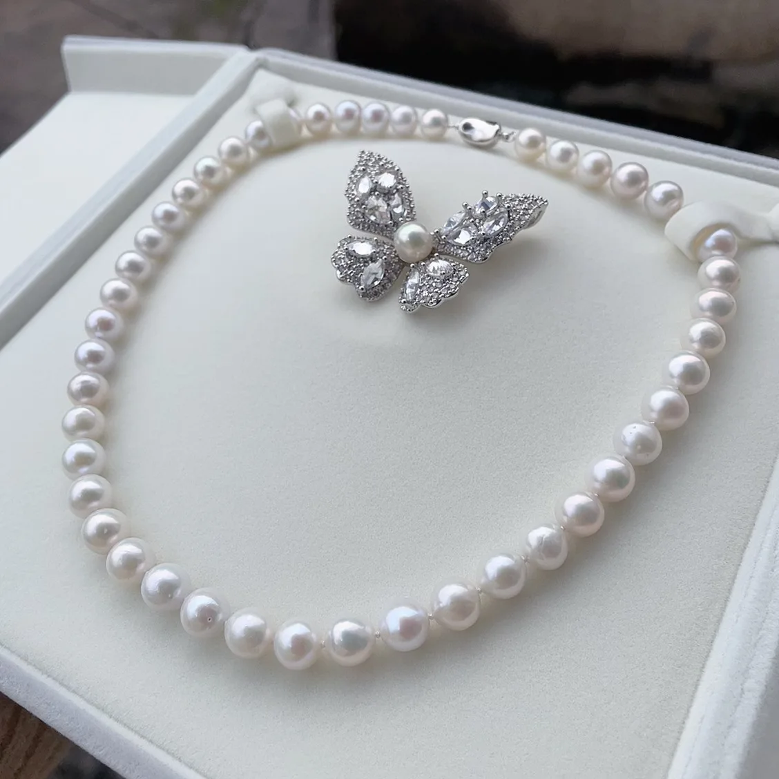 8-9mm Natural Freshwater Pearl Necklace Earrings Brooch Set, Near Round Strong Luster Slight Flaws, Complete Pearl Jewelry Gift