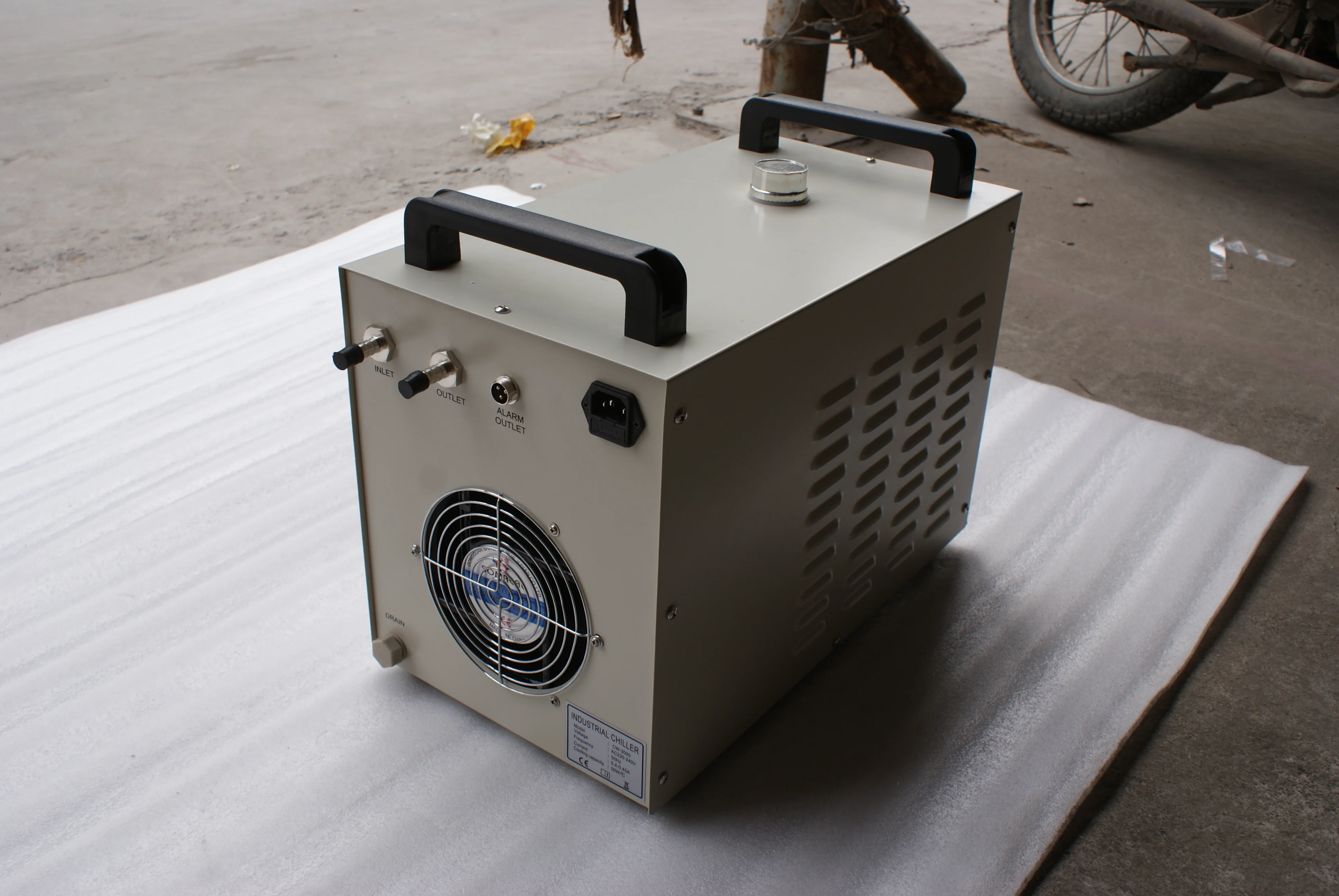 

China supplier of CW-3000 water chiller for Co2 laser cutting engraving machine