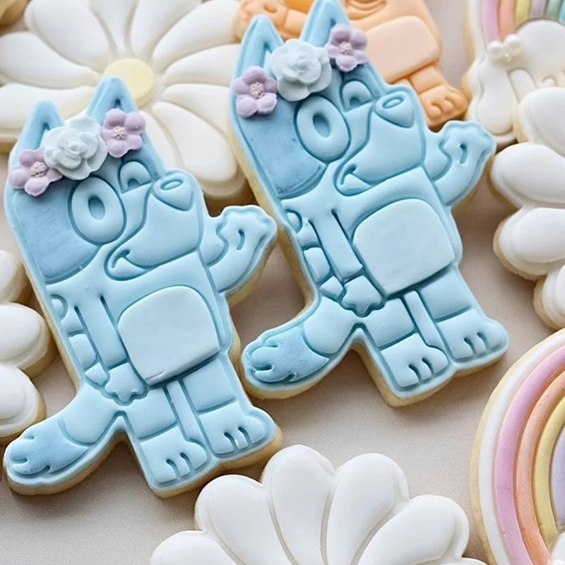 Bluey Cartoon Cookie Mold Puppy Bingo Cookie Grinding Tool Birthday Cake Cookie Decoration Printed 3D Mold kids Plasticine Mold