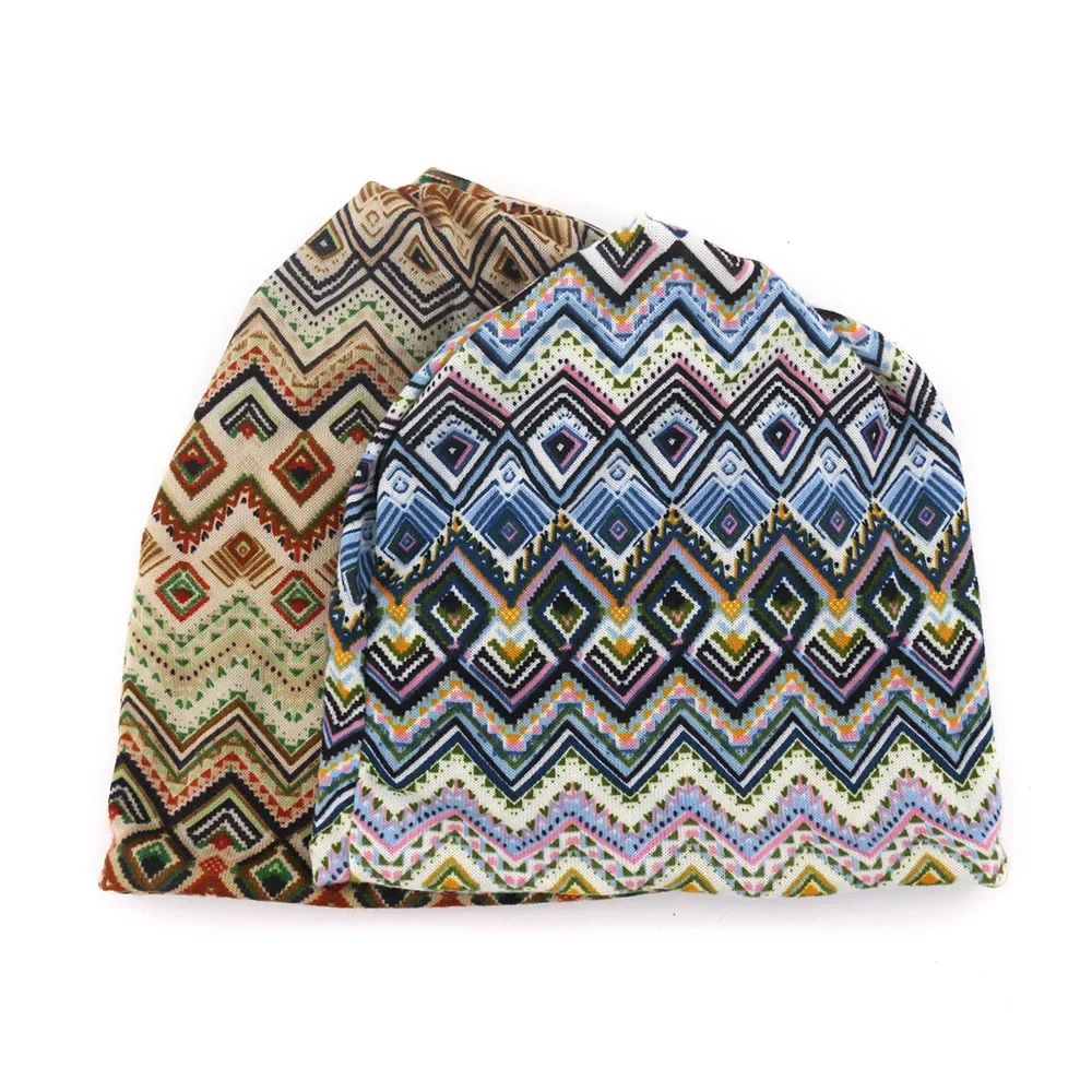 Autumn and Winter Warmth Hat for Man's Geometric Diamond Pattern Brimless Cap for Woman's Hat and Scarf Dual-use Thermal Cap