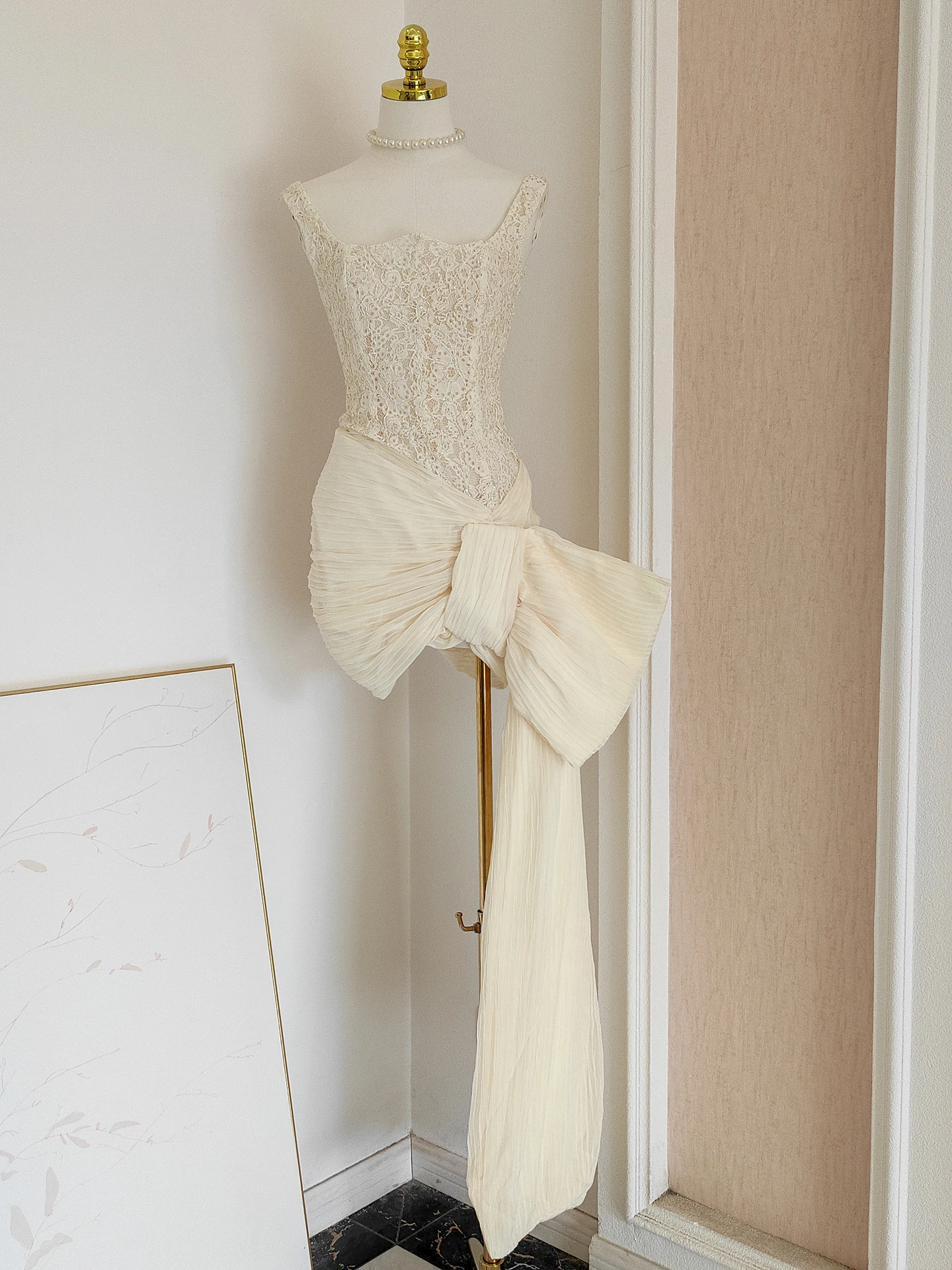 Corsé de encaje sin mangas para mujer, vestido de fiesta transparente de diseñador, vestido de noche elegante ajustado con volantes, vestido de fiesta Formal