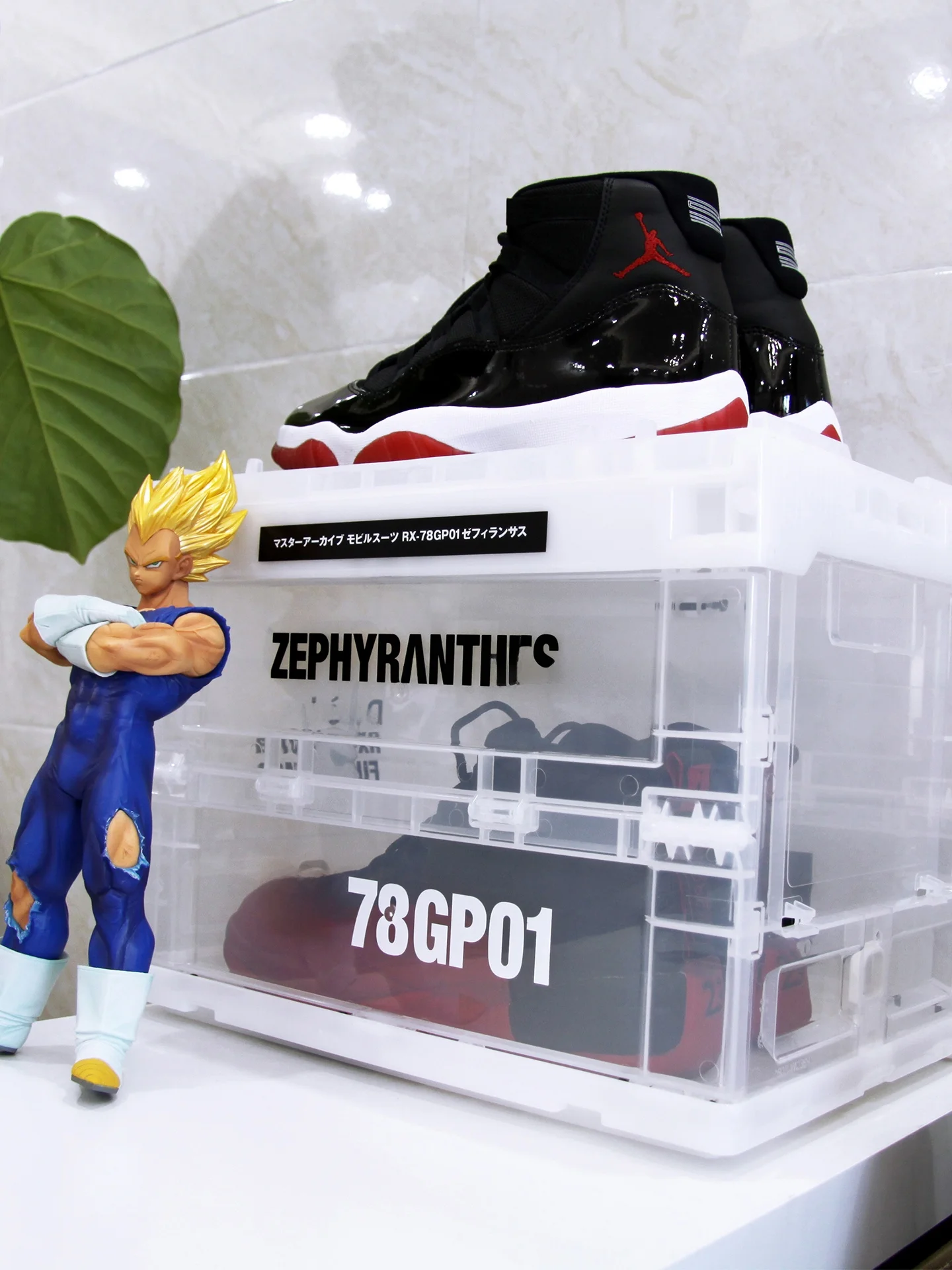 

Transparent Staable Food ade Plastic Storage Box Dezòd That Can Sit People Understated Versatile Lightweight Organizer