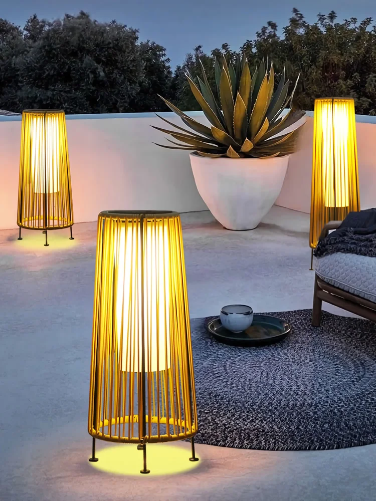 

Outdoor courtyard floor lamp, balcony, garden, solar lawn lamp, household rattan woven New Year atmosphere decorative lamp