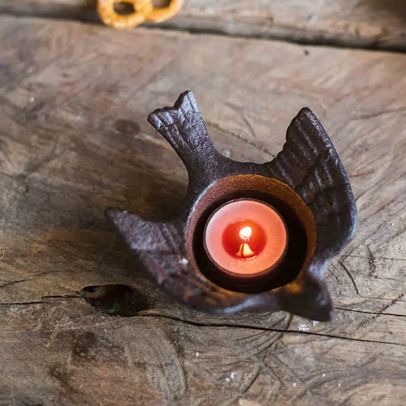 1pc Cast Iron Candlestick Creative Retro Candle Holder Swallow Bird Butterfly Shape Heavy Duty Ashtray Storage Tray Home Decor