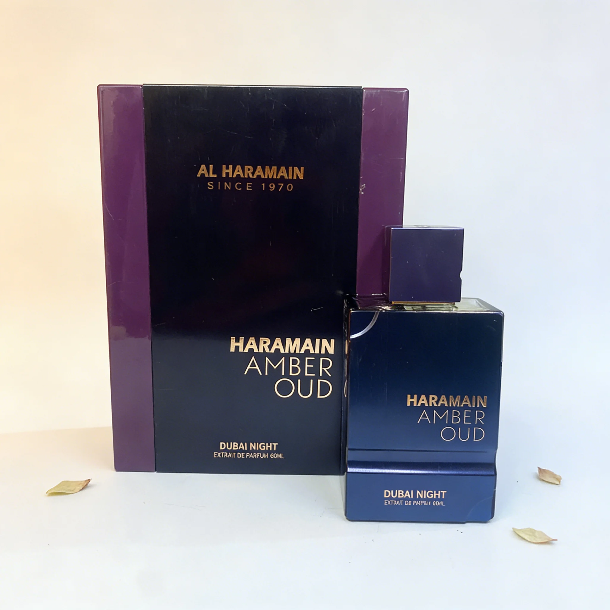 

Amber Oud Dubai Night Men's Extrait de Parfum - Warm Oud & Amber Notes, Ideal Gift for Any Occasion.