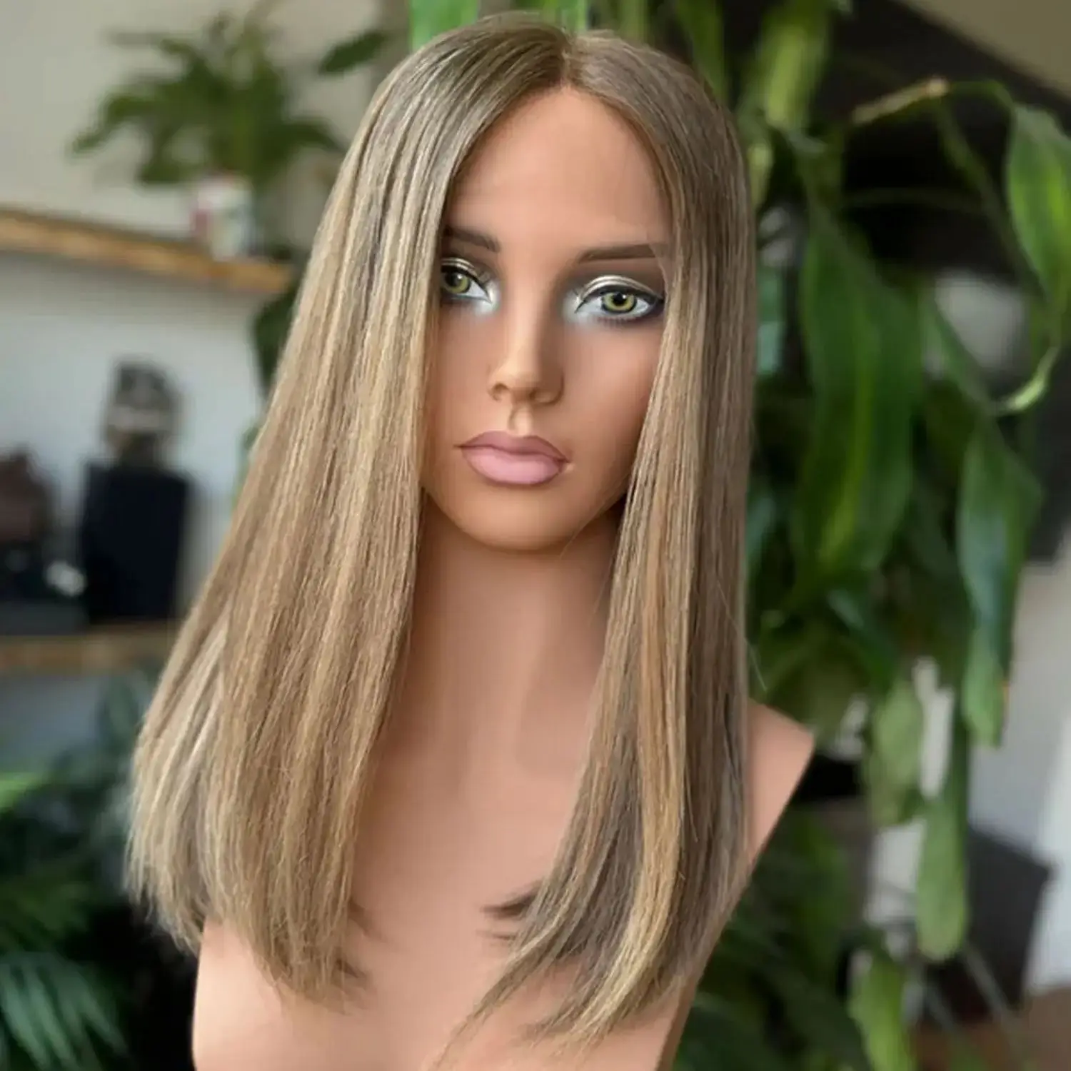 

Natural Straight Ash Platinum Blonde Synthetic HD Lace Front Wig Highlight Adjustable Straps 13x4 Swiss Lace Ready To Ship Wigs