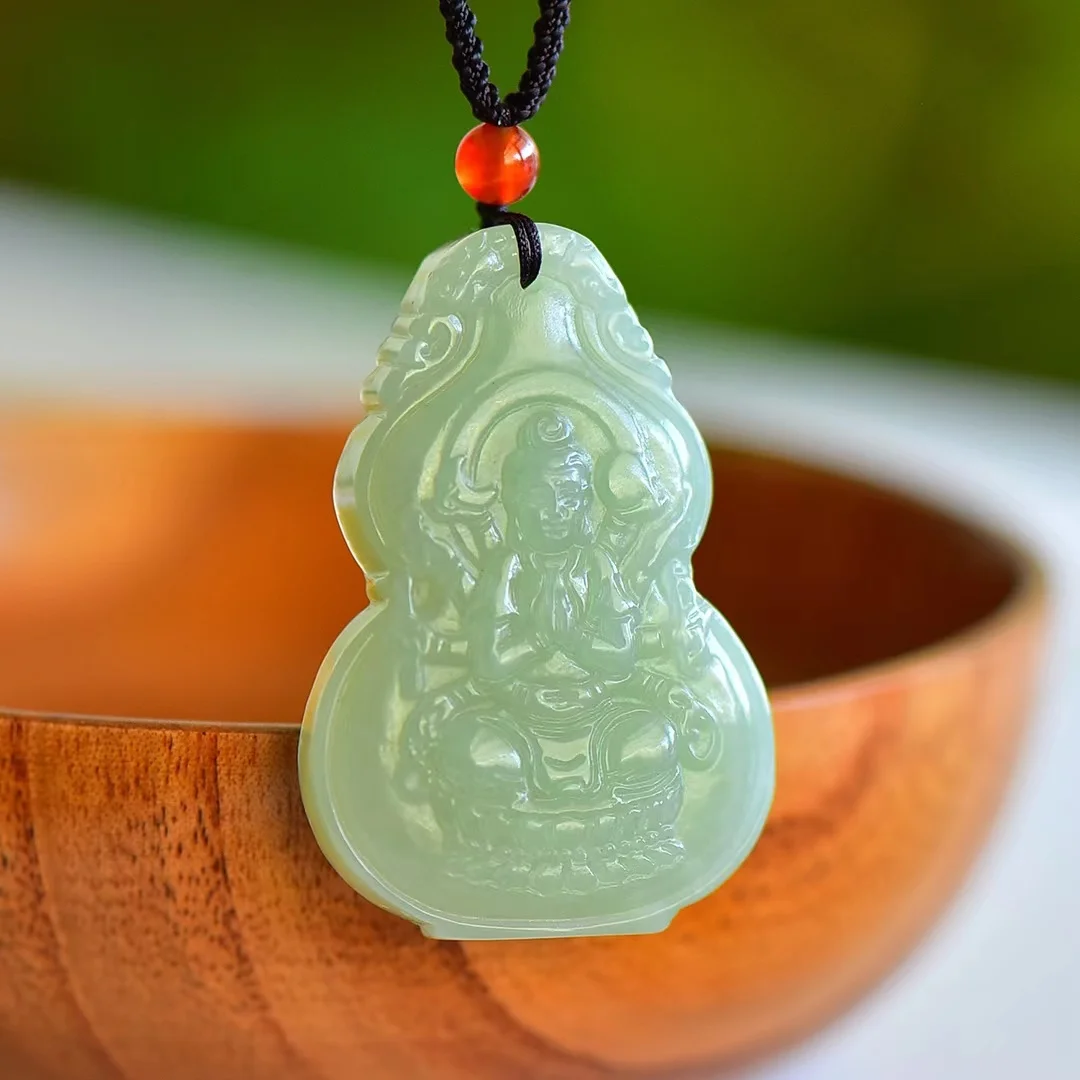 

Hetian Jade Eight Patron Saints Thousand-Armed Avalokitesvara Pendant Zodiac Rat Patron Saint Ornaments 4165#