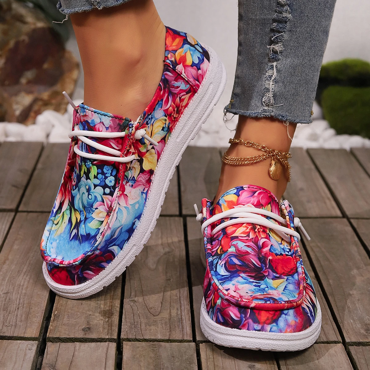 European and American style flowers before lacing low help foreign trade large size fashion sports women's casual single shoes