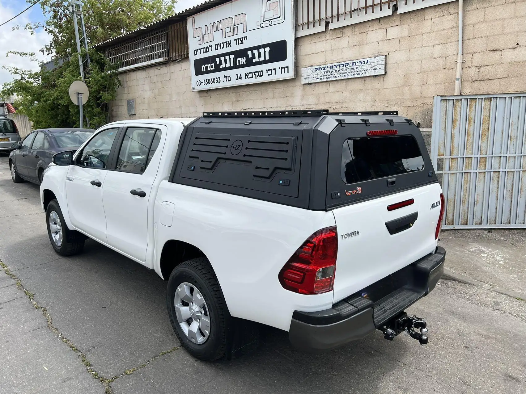 

Steel Pickup Hardtop Topper Camper Steel Waterproof Truck Canopy Pickup for Pickup Tacoma 5ft
