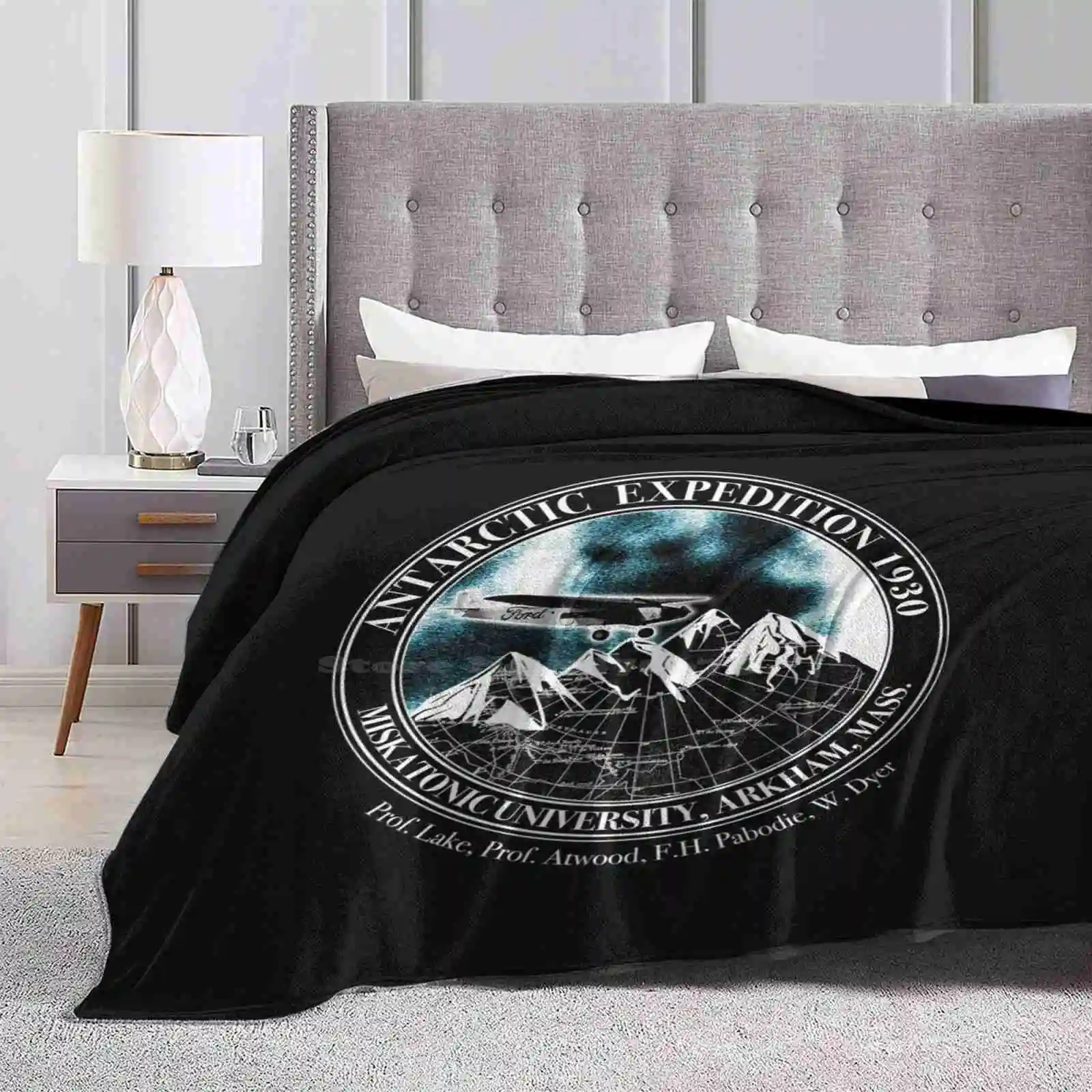 

Miskatonic University Antarctic Expedition : Inspired By At The Mountains Of Madness Creative Design Light Thin Soft Flannel