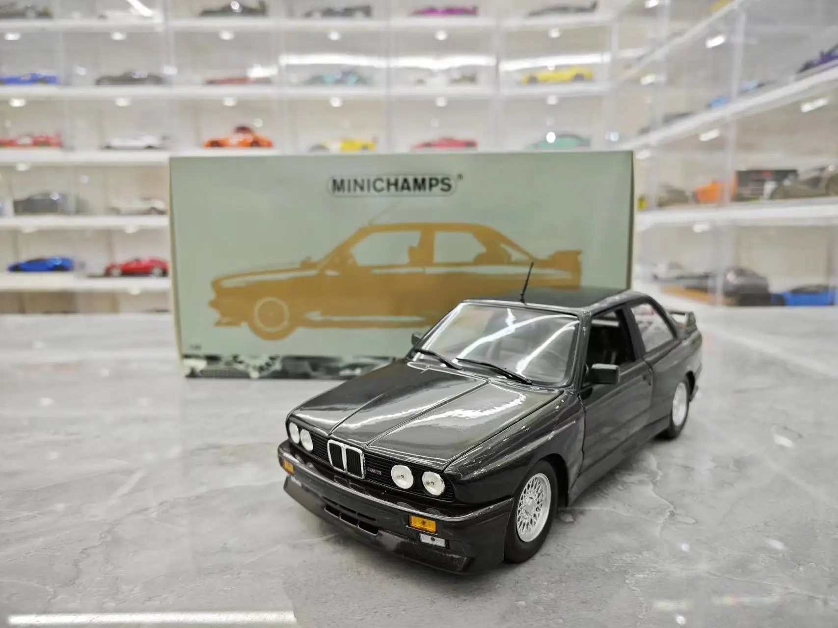 Minichamps 1:18 M3 E30 1987 Simulation Limited Edition All Open Alloy Metal Static Car Model Toy Gift