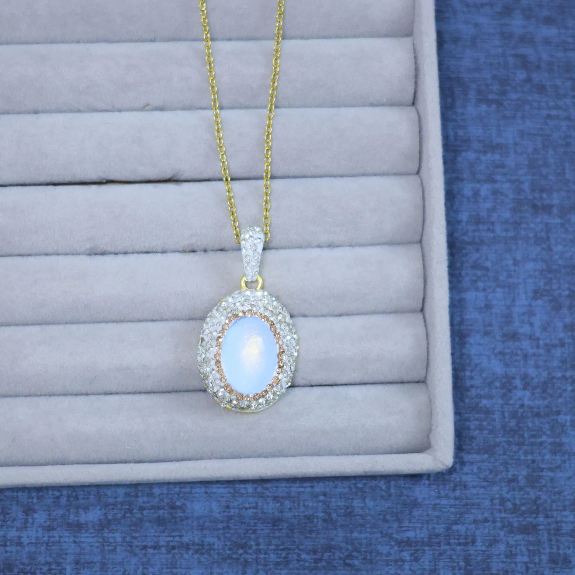 Original new handmade design crystal diamond oval lake blue light luxury inlaid three-piece jewelry factory direct sales