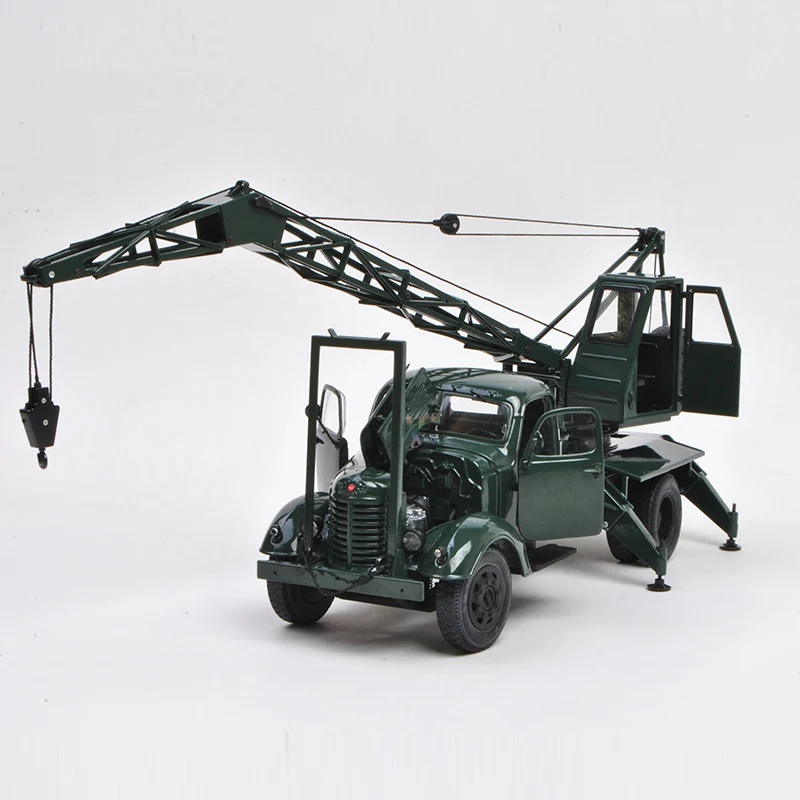 Century Dragon original car model Jiefang ca10 crane Old Jiefang CA10 truck 1:24 simulation alloy car model