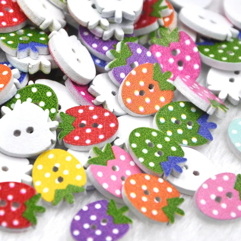 50/100pcs Dots Wood Buttons Strawberry Sewing Craft Mix Lots Wholesales WB336