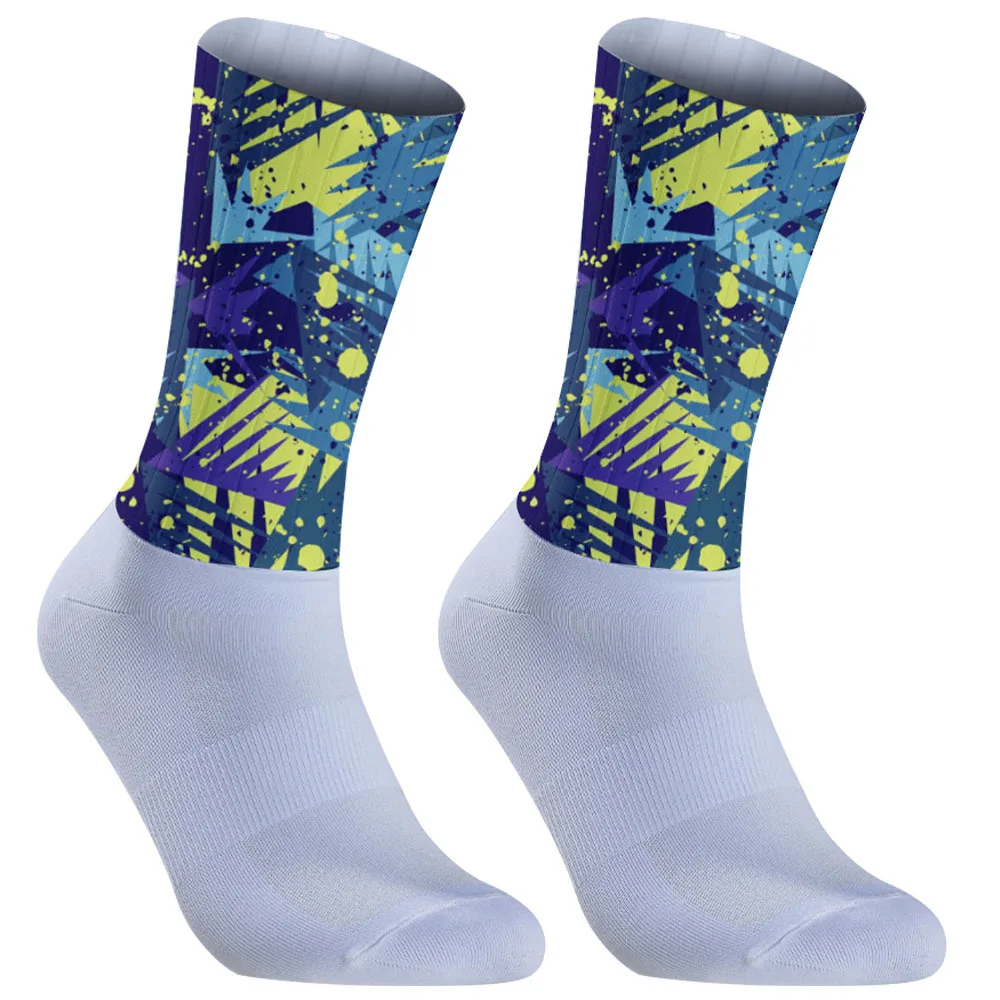 

2025 Новые дышащие носки из бамбукового волокна, прохладные и антибактериальные, удобные для езды летом!