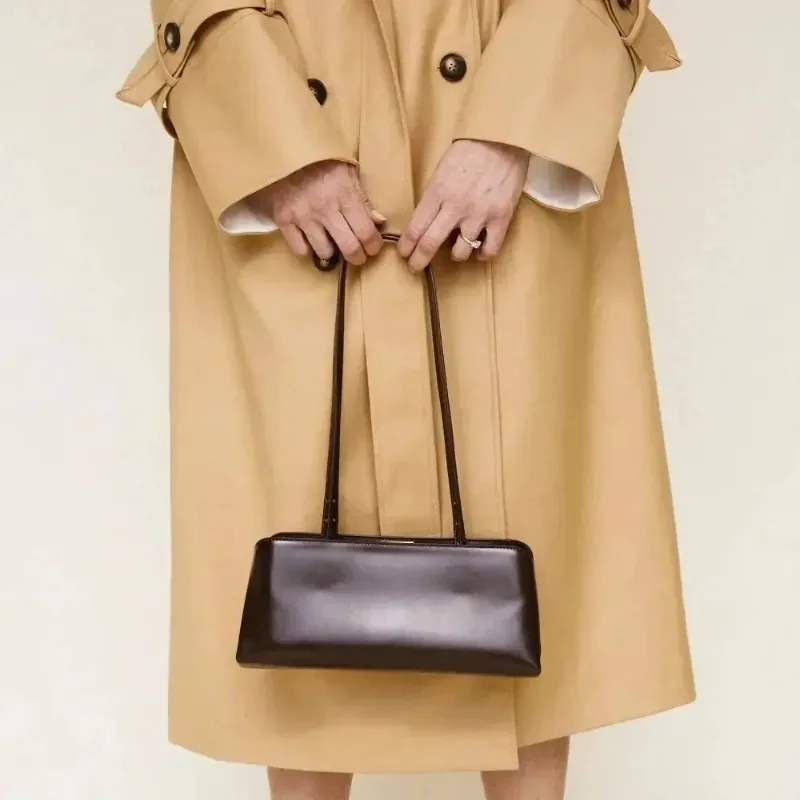 

New style commuter vintage messenger bag for women, cross-body niche design, high-end feel, versatile French bag