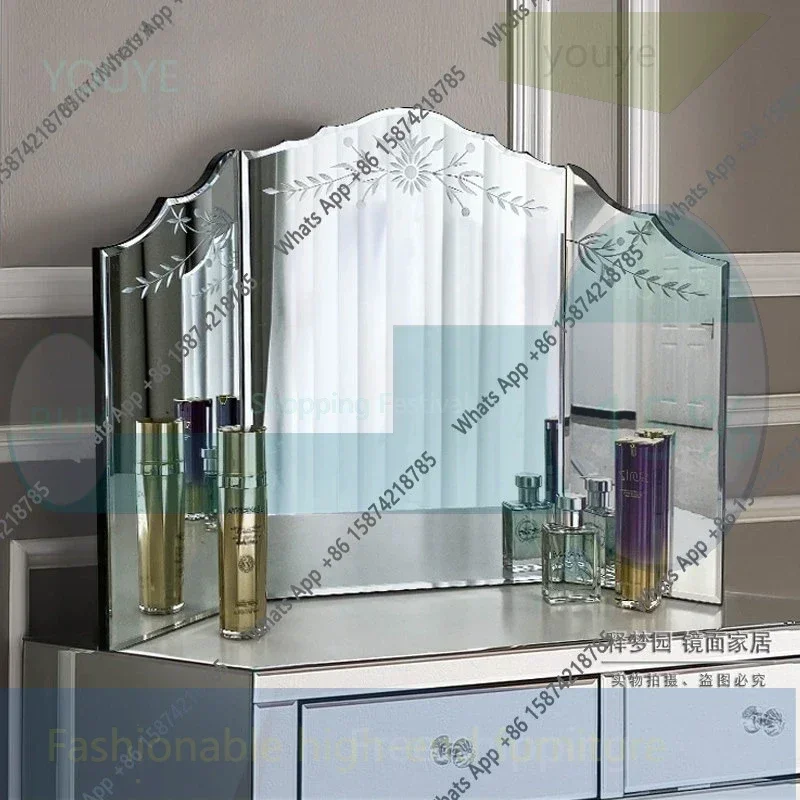 N43  X2 Vintage Carved Trifold Mirror, Bedroom Light Luxury Dresser, Folding Makeup Mirror, European Bathroom Decorative Mirr