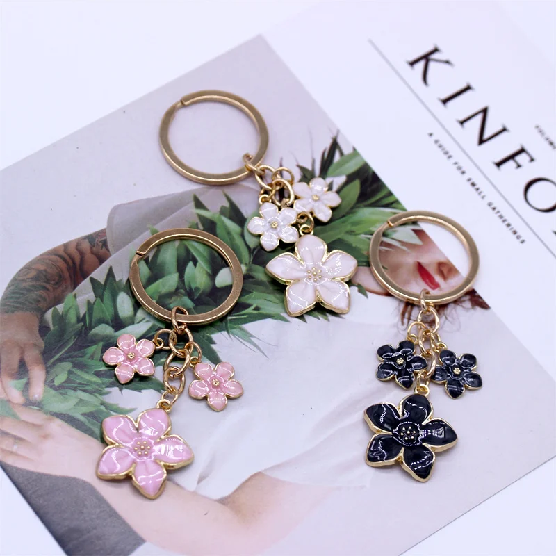 Cute Plant Keychain Sakura Flower Key Ring Enamel Key Chains For Women Girls Handbag Accessorie Car Keys DIY Sweet Jewelry Gifts