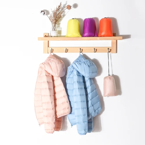 أسفل المعاطف