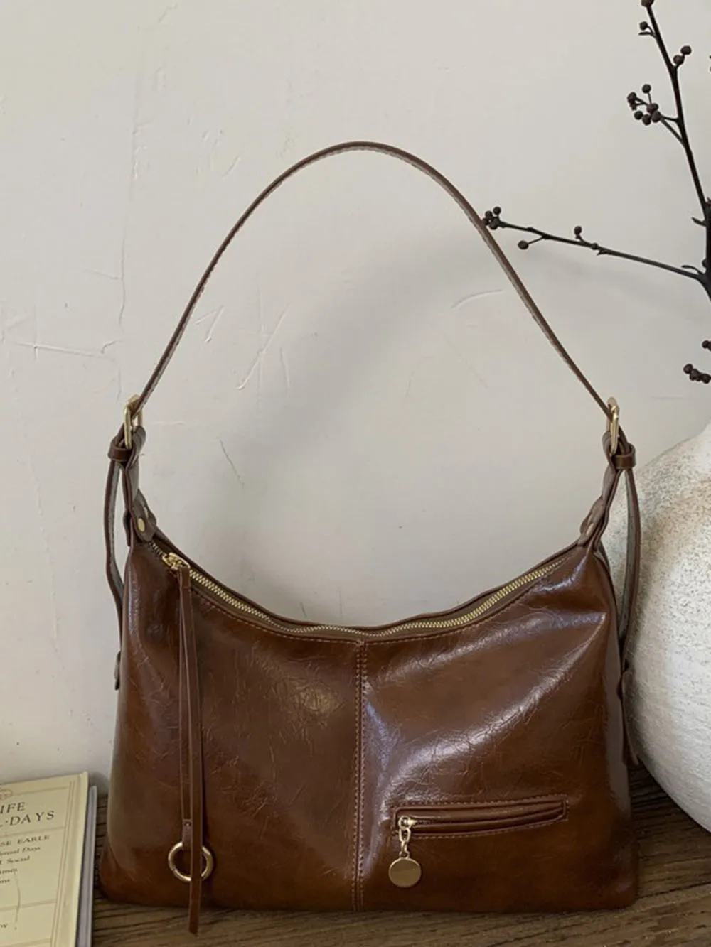 

Глянцевая женская сумка-тоут в винтажном стиле, однотонная, из искусственной кожи, на плечо, повседневная, модная, через плечо, для женщин