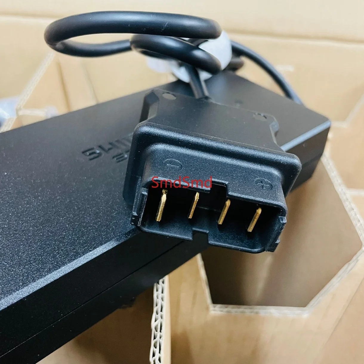 The BCE60 Charger For  STEPS Ebike SM-BCE60 BT-E6000/E6010 CHARGER ELECTRIC BIKE BATTERY CHARGER