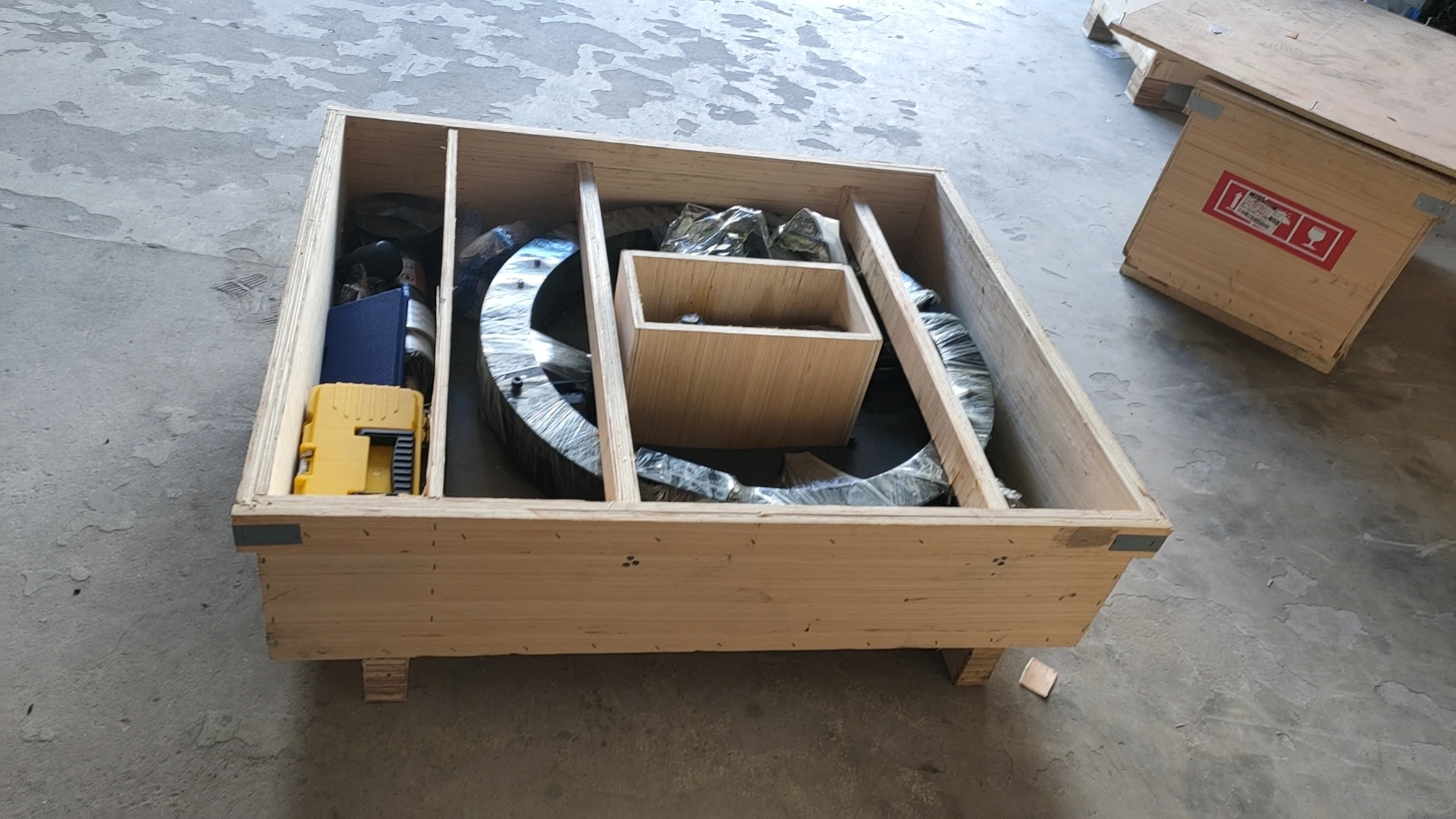 Manufacturer Installs Od Electric Pipe Cutting Beveling Machine Cold Casing Mac…