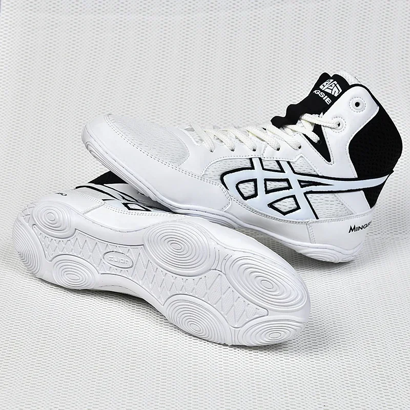 New Wrestling Shoes Men Boxing Shoes Women Light Weight Wrestling Footwears Mens Sneakers