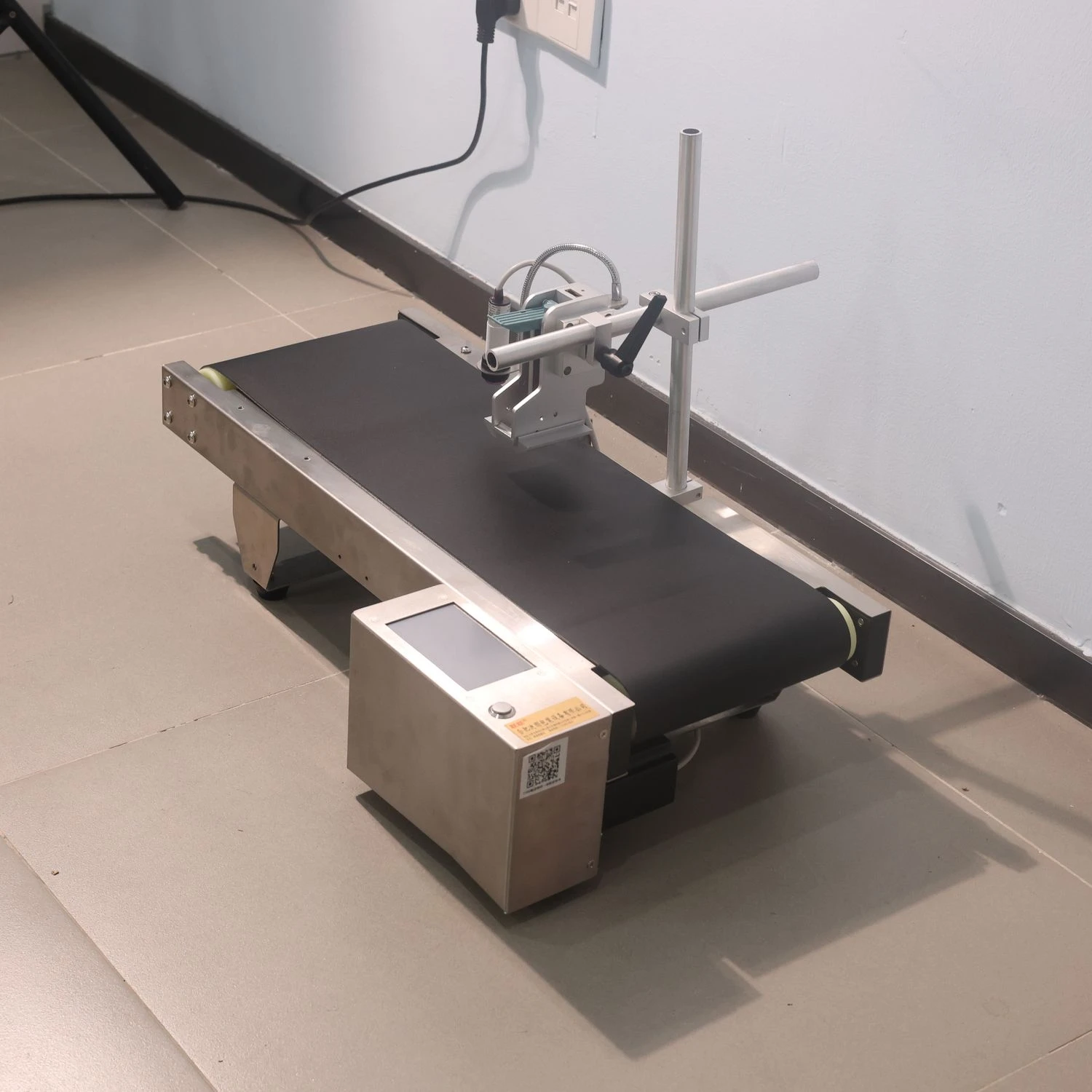 SP130 Mini Conveyor Auto Paging Desktop Inkjet Printer Automatic Expiration Date