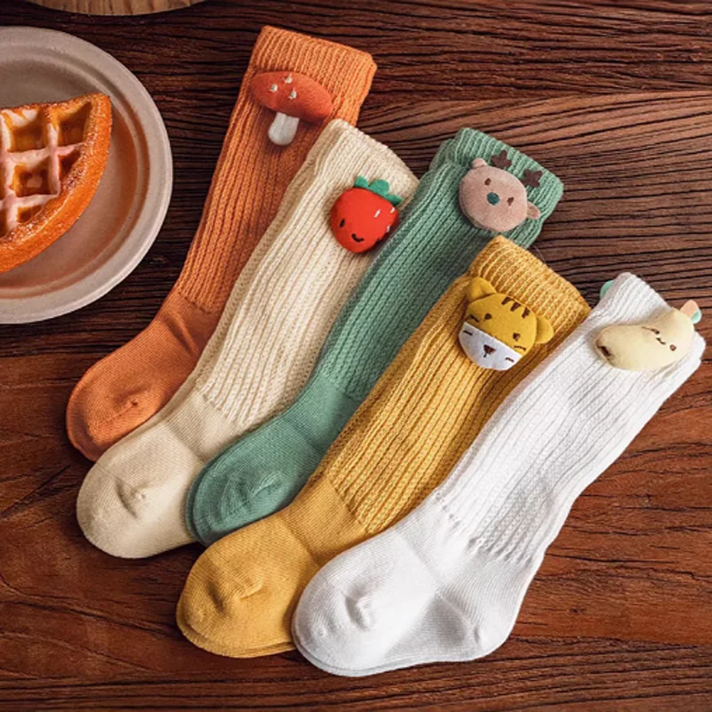 

3Pair/lot new autumn and winter cartoon socks for boys and girls