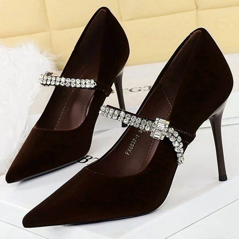 جديد فاخر النساء مضخات حجر الراين تصميم عالية الكعب أحذية السيدات الجلد المدبوغ الإناث الكعوب 10 سنتيمتر خنجر مضخات أحذية مأدبة الموضة