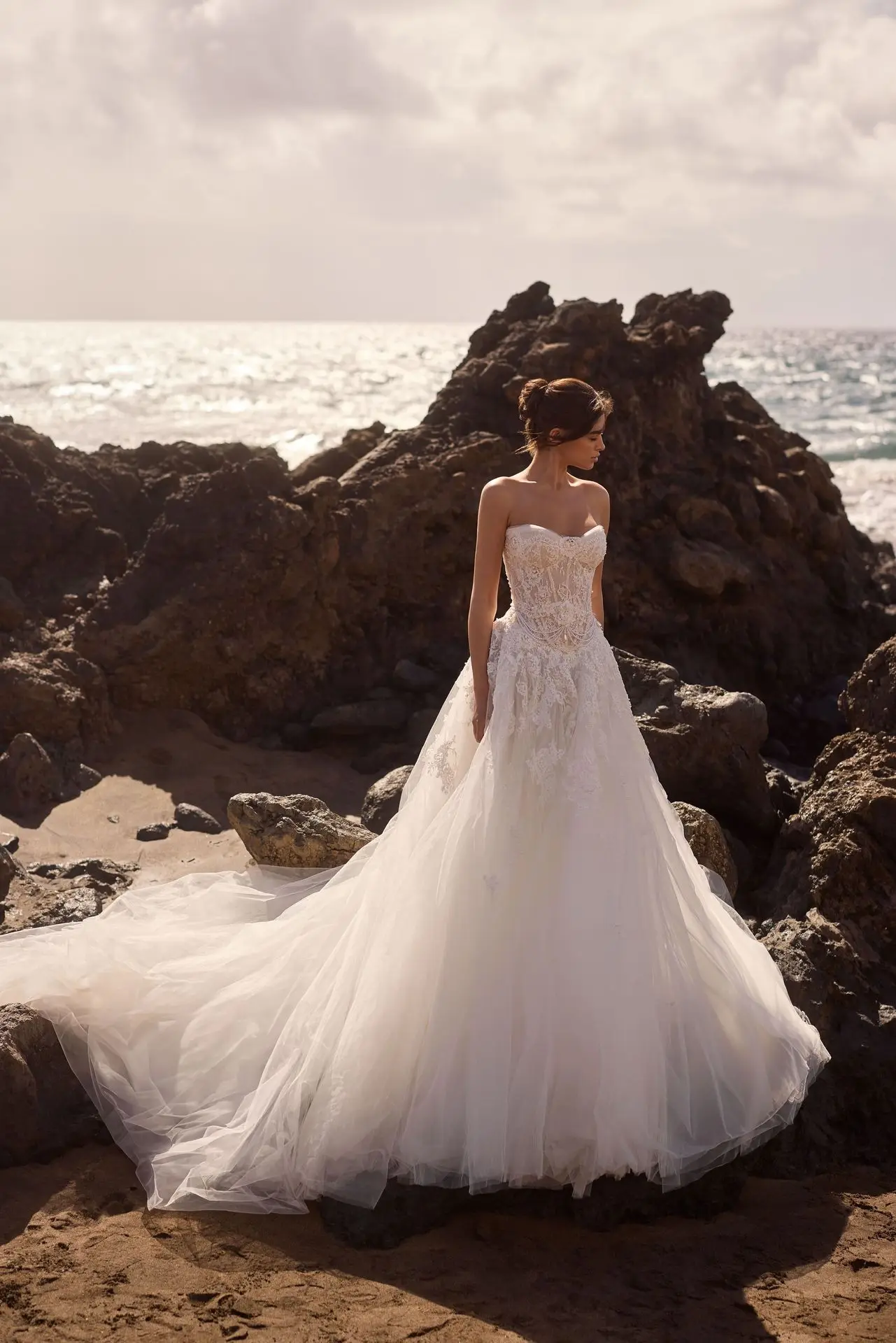 Abito da sposa in pizzo Una linea Abiti 2 in 1 Desmontabile Boda Abiti a maniche lunghe Bianco Vestido Elegante Alta Costura Sposa vintage