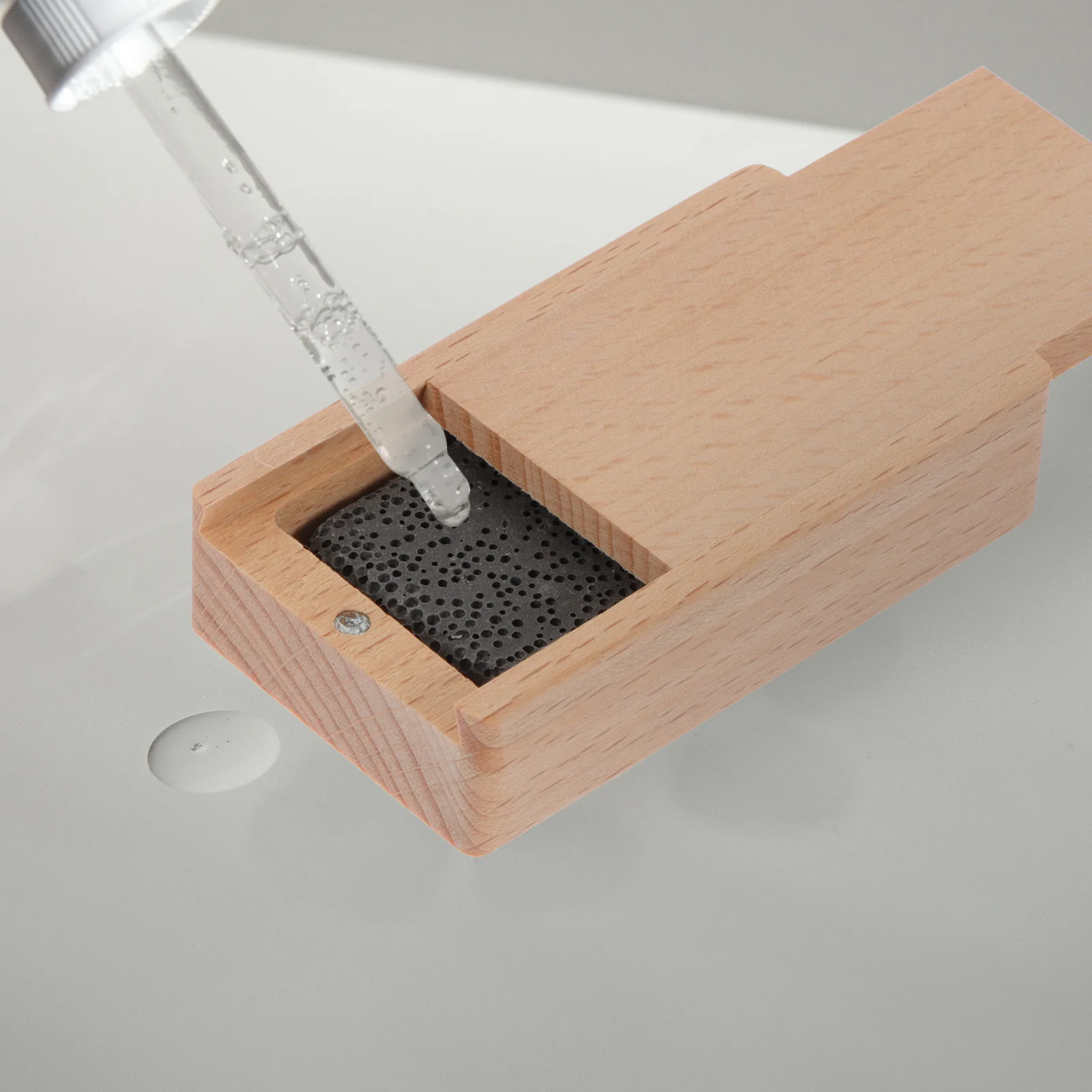 

1Set Aroma Diffuser Essential Oil Beech Wood Premium Durable Home Office Desktop Natural Scent Fragrance Premium Aroma Diffuser