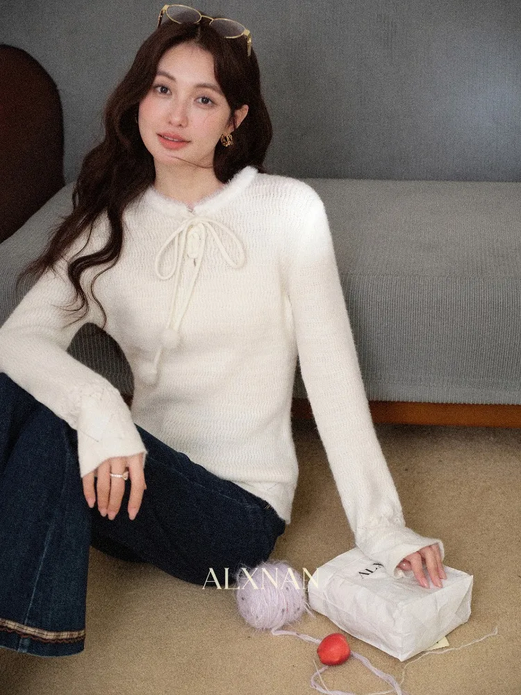 เสื้อสเวตเตอร์ผู้หญิง ALXNAN สีแอปริคอท คอผูก แขนยาว ทรงหลวม สไตล์ลำลอง อุ่นสบาย เหมาะสำหรับฤดูใบไม้ร่วงและฤดูหนาว แฟชั่นอเนกประสงค์ รุ่น L60139