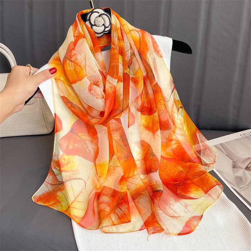 Luxusmarke Frauen Strands chal Georgette Seiden schals Design Druck Stirnband weibliche Sommer Stirnband Wraps Sonnencreme Hijab – Detail 10