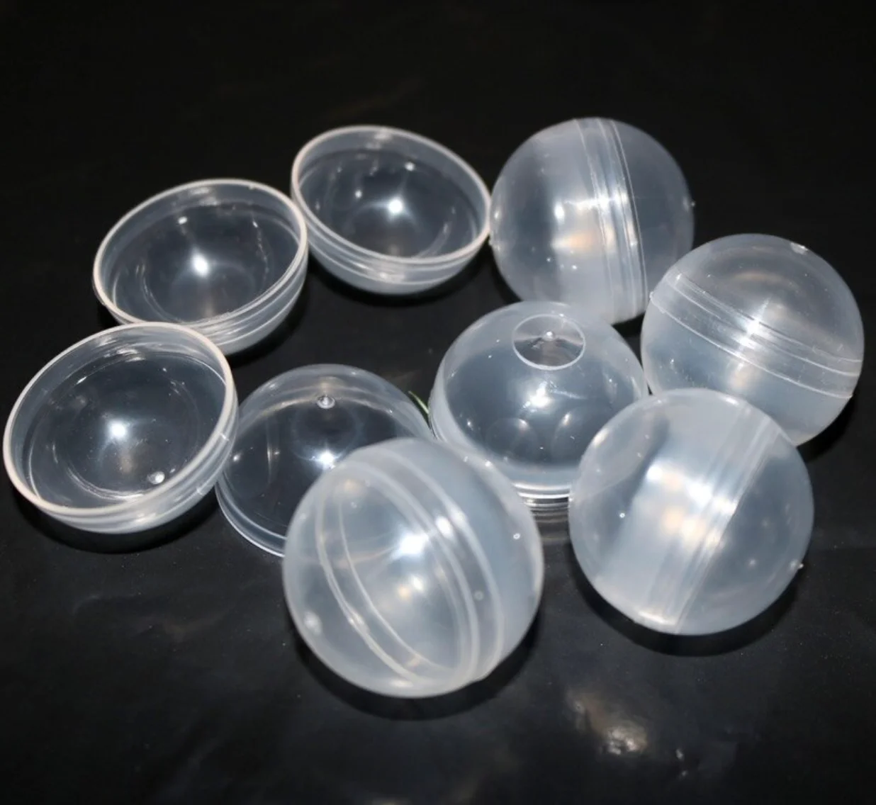 

100pcs Diameter:32mm Empty Plastic Toy Capsule Egg Shell Ball Vending Machine Clear Plastic Capsule