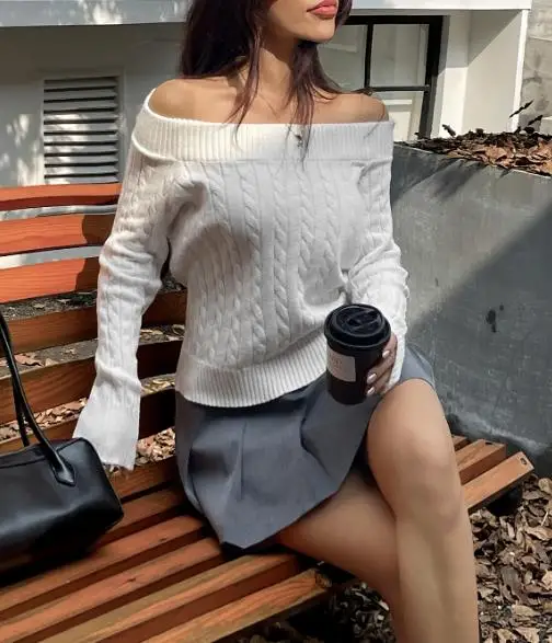 

2025 Autumn and Winter New Spicy Girl Style Woolen Long Sleeved T-Shirt for Women