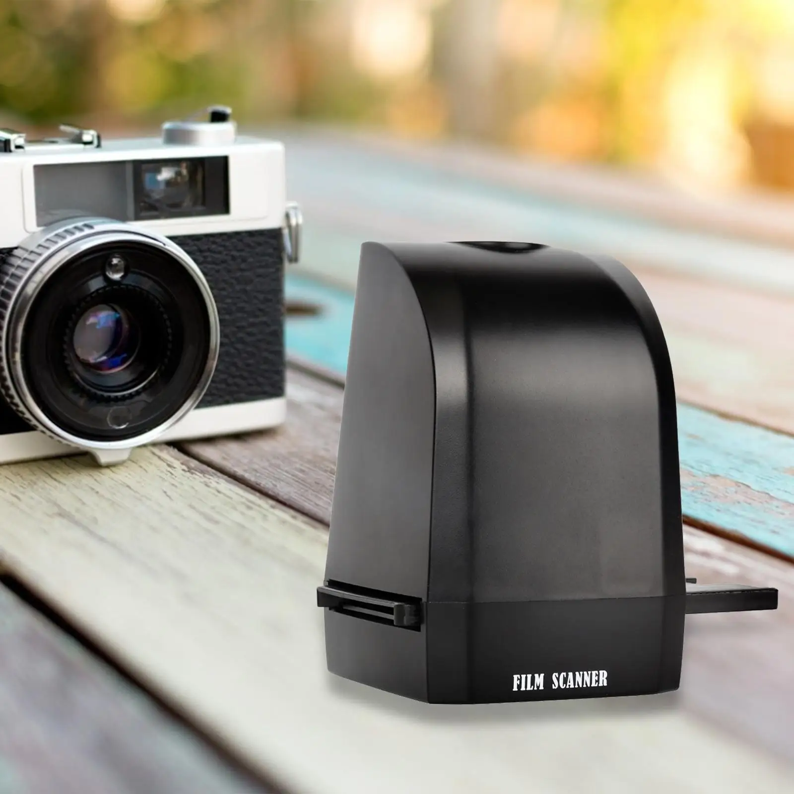 

135 Конвертер сканера слайдов пленки Портативный сканер негативной пленки 8 мегапикселей