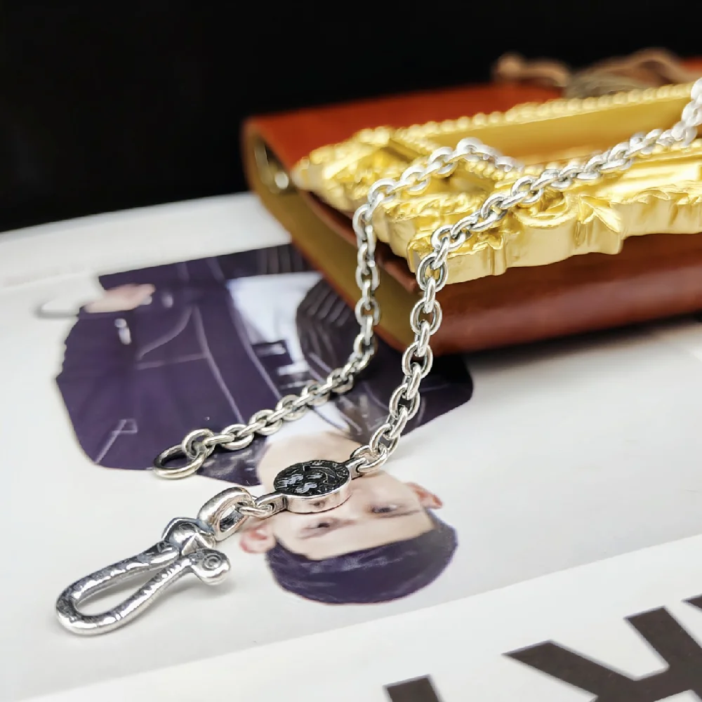 

Korean version s925 pure silver European and American personalized fashion necklace, simple graffiti hip-hop style collarbone ch