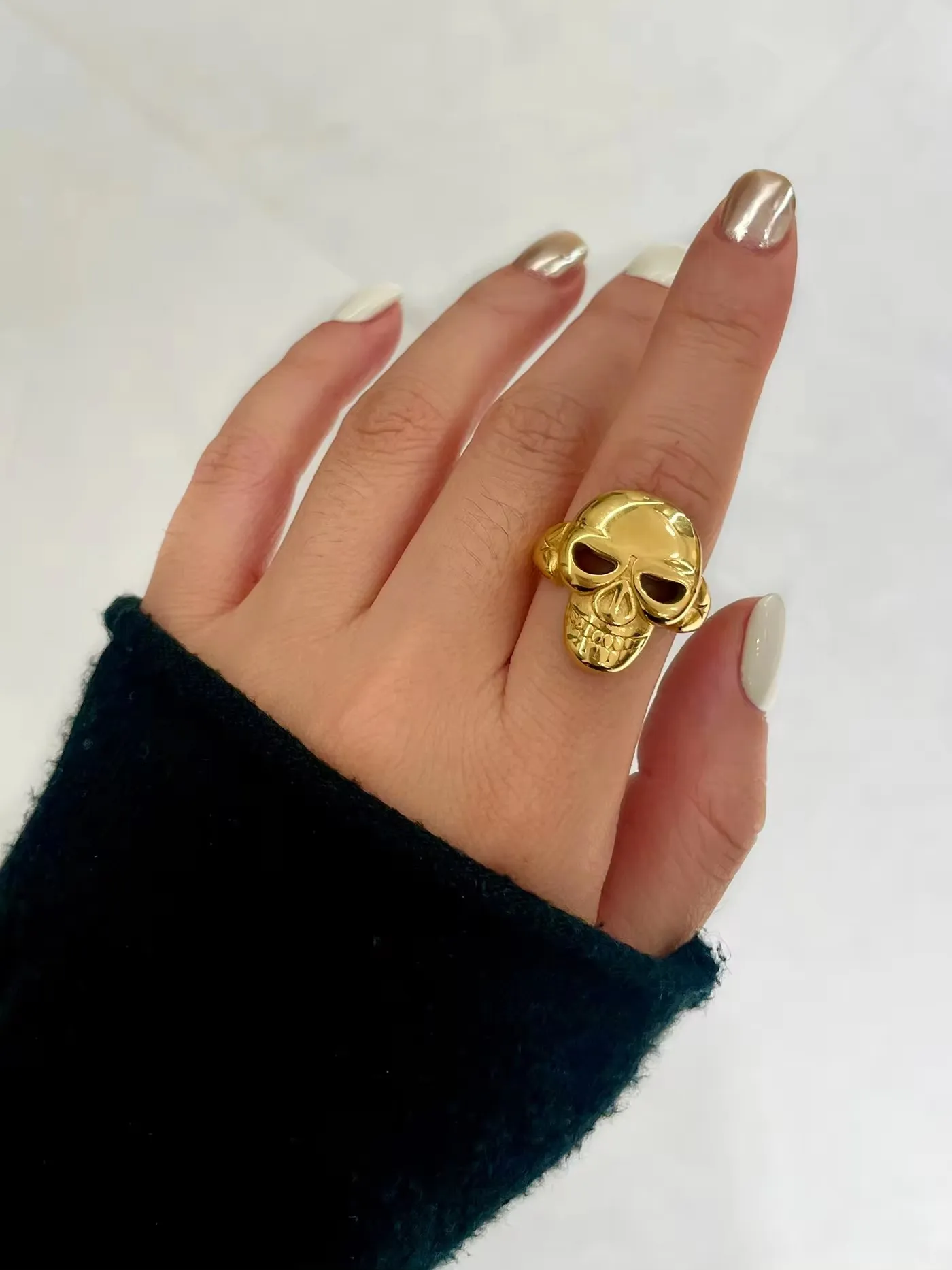 GHIDBK Vintage Stainless Steel Gold Plated Skull Rings for Women Men Punk Style Halloween Day Gifts Unusual Jewelry Waterproof