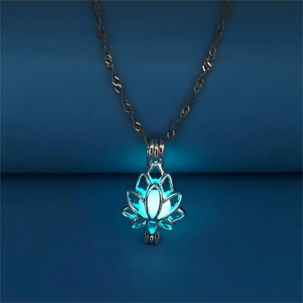 New popular lotus luminous pendant women's fashion simple night glow necklace trinkets