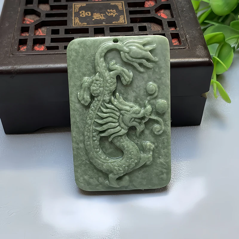 

Green Natural Real Jade Dragon Pendant Necklace Luxury Gemstones Amulet Gifts for Women Men Charm Designer Gift Talismans