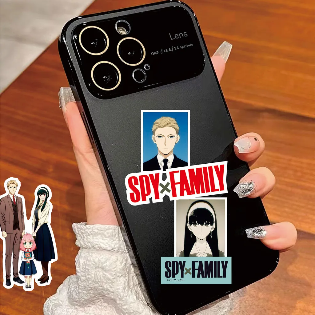 75/80 قطعة من ملصقات Spy x Family - Loid Forger، ملصقات Anya باللون الأسود والأبيض للمجلات وحافظات الهاتف (متجر Anime Worlds)