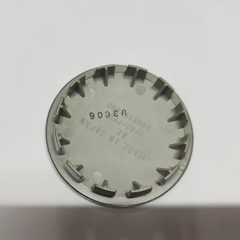 

Original Wheel Center Caps 28821FE120 in silver color original For Subaru 2010-2013 Legacy 2010-2014 outback