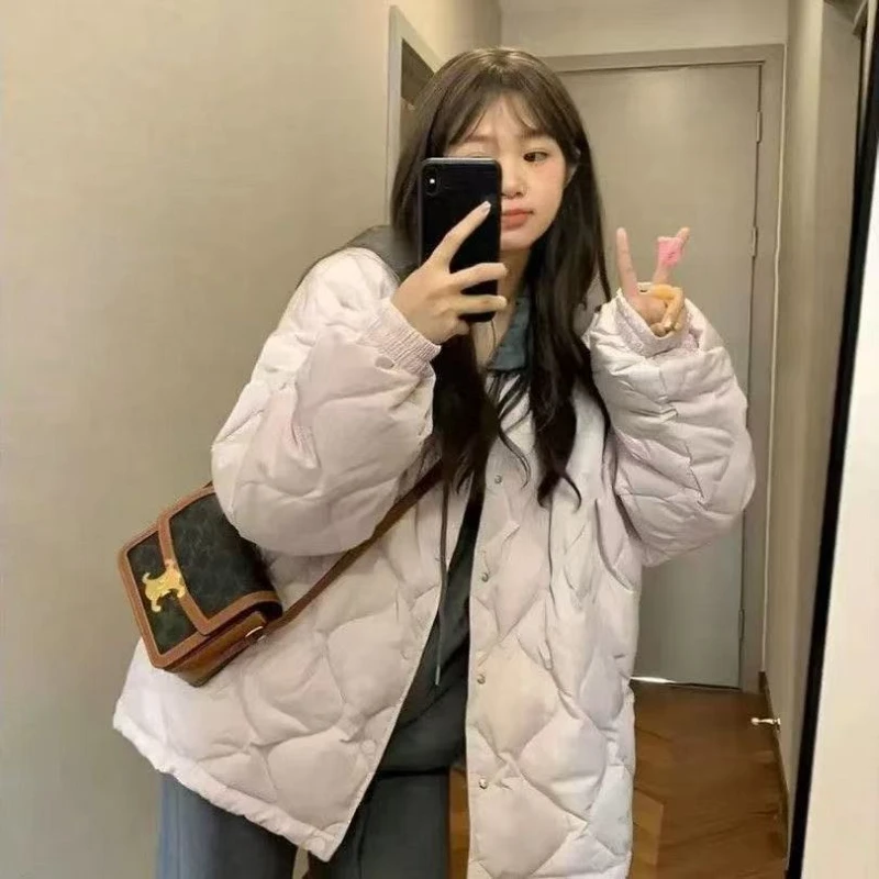 2025 invierno nueva moda cuello alto mujeres abajo chaquetas mujer Casual suelta Ultra ligero abrigo cálido