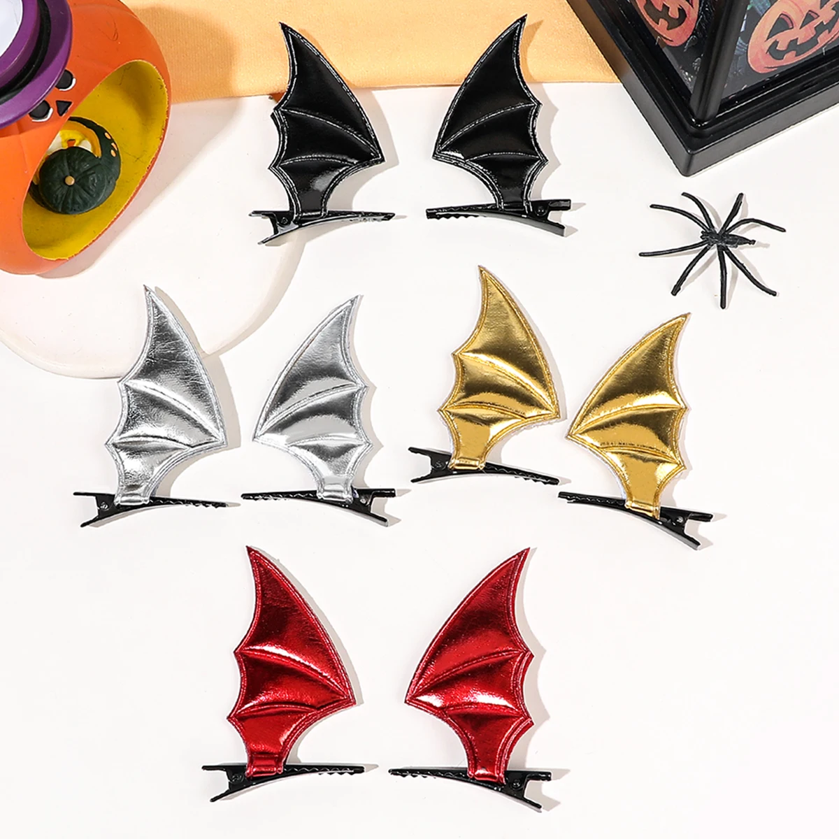 2Pcs Halloween Bat Wings Hair Clips Anti-Slip No-Trace Duck Billed Hair Clips Barrettes for Kids Teens Women