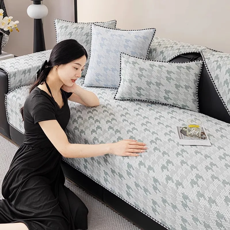 Funda sofá 2024 Summer Home Cool Feeling Slipcover Non-slip Ice Silk Houndstooth Sofa Cushion Couch Sofa Cover housses de canapé