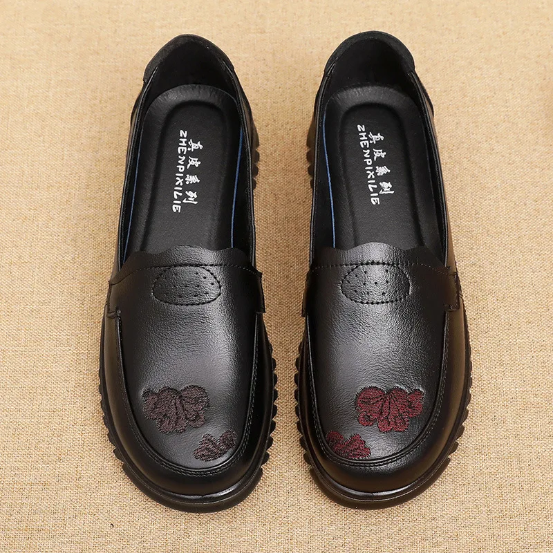 2023 Autumn Women's flat Genuine Leather Breathable Flat Shoes Woman Loafers Slip-On Casual Shoes free shipping Plus Size