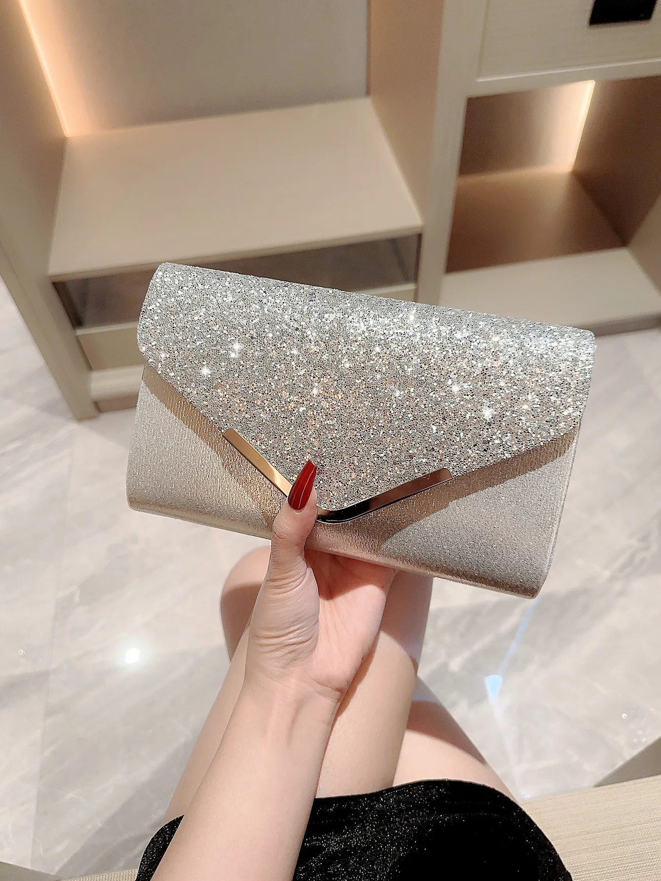 Women fashion Silver Shiny Flap Evening Bag Banquet Bag Evening Bag Party Bag Prom Bag Chain Bag Wedding Bag