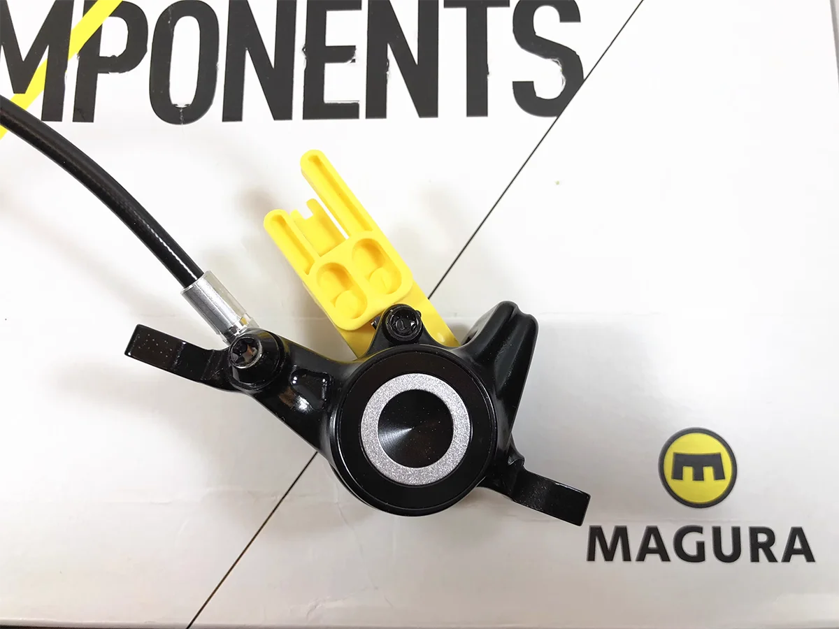 Magura MT TRAIL SPORT Hydraulic brake 4 front pistons for maximum brake power 2 rear pistons for perfect modulation