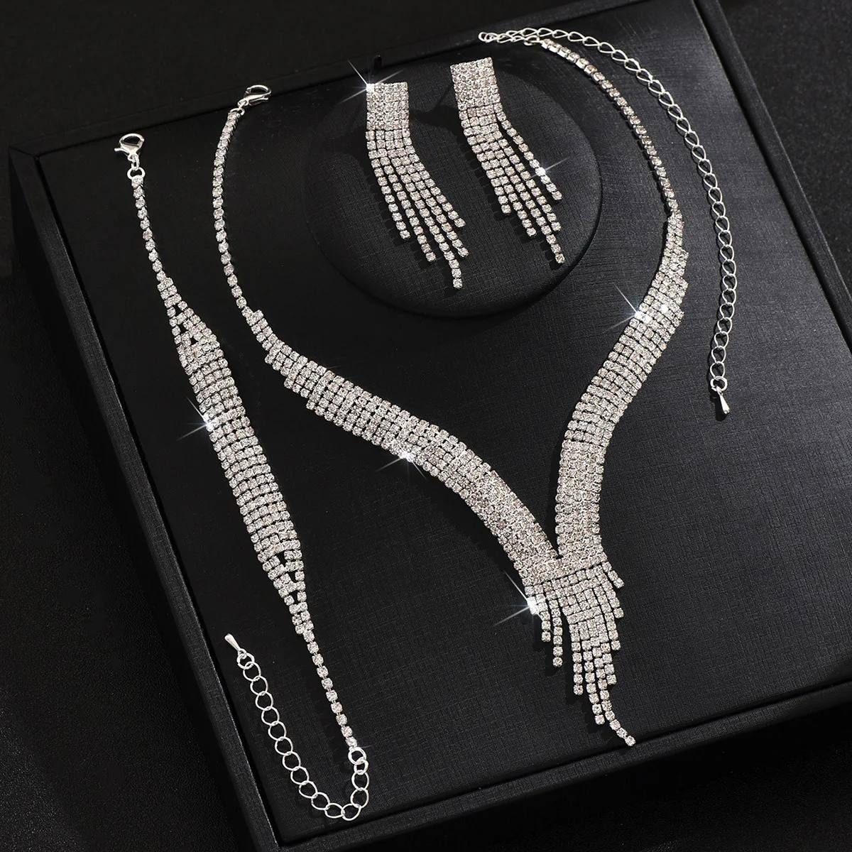 4pcs Luxury Rhinestone Water Droplet Tassel Necklace Earrings Bracelet Three Piece Set Collarbone Chain Accessories Gift